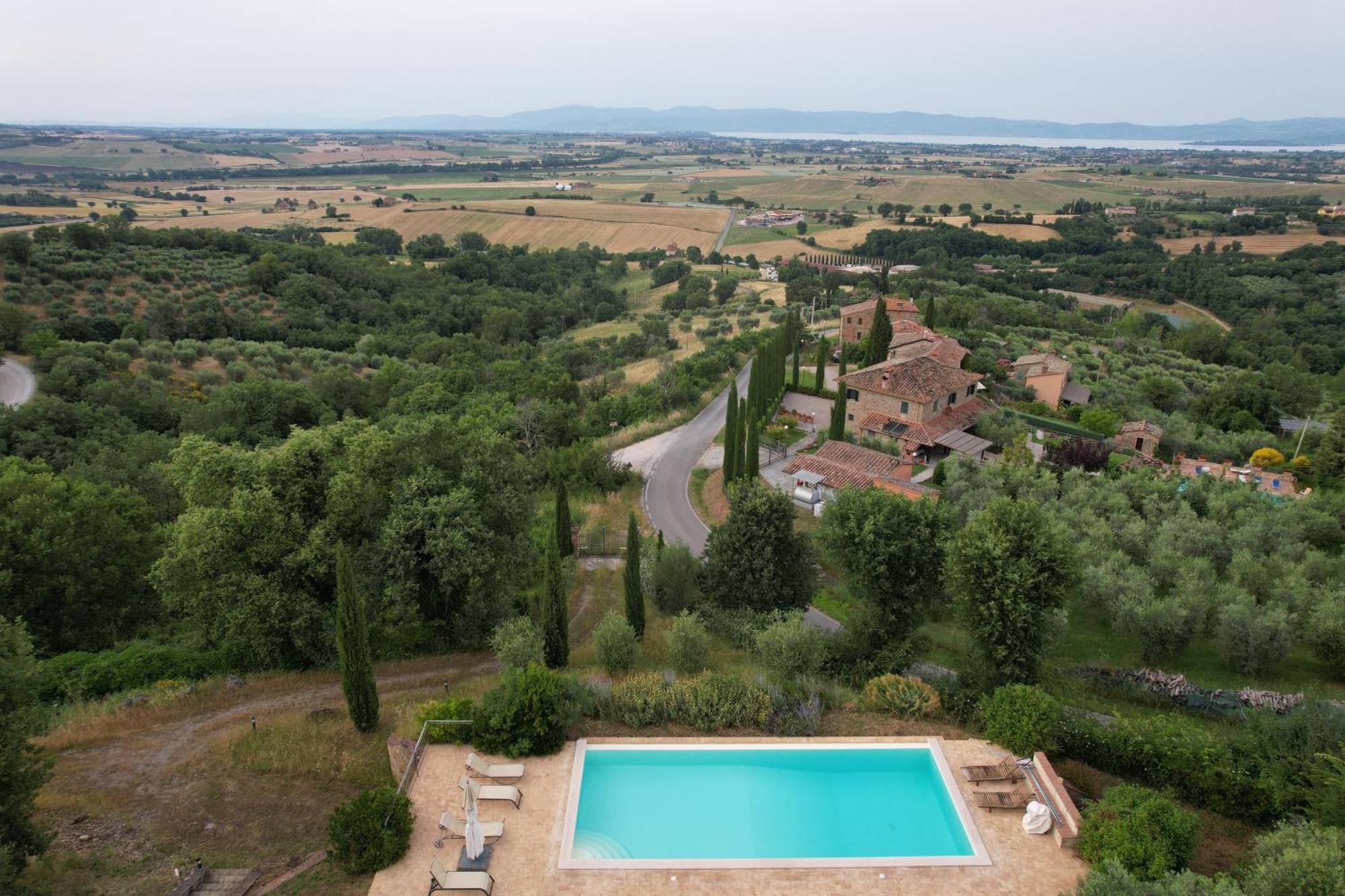 Fonte Pace Luxury Villa - A Fontanaro Property Paciano エクステリア 写真